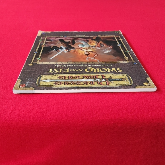 🗡️🥋 Dungeons & Dragons: Sword and Fist – A Guidebook to Fighters and Monks - Picture 9 of 15